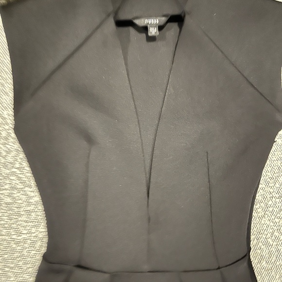 Guess deep plunging dress - Picture 2 of 3